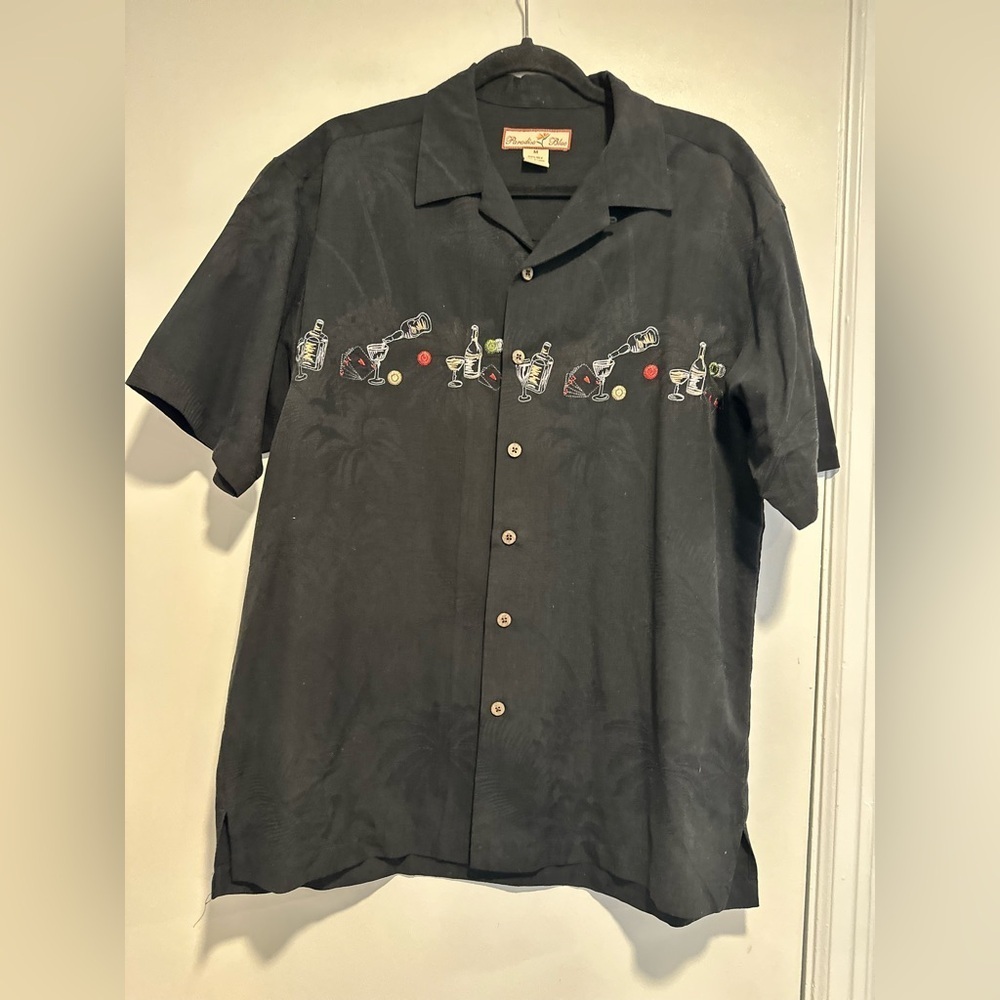 Paradise Blue Sz:M Black 100% Silk Button Down Embroidered casual Button Up.